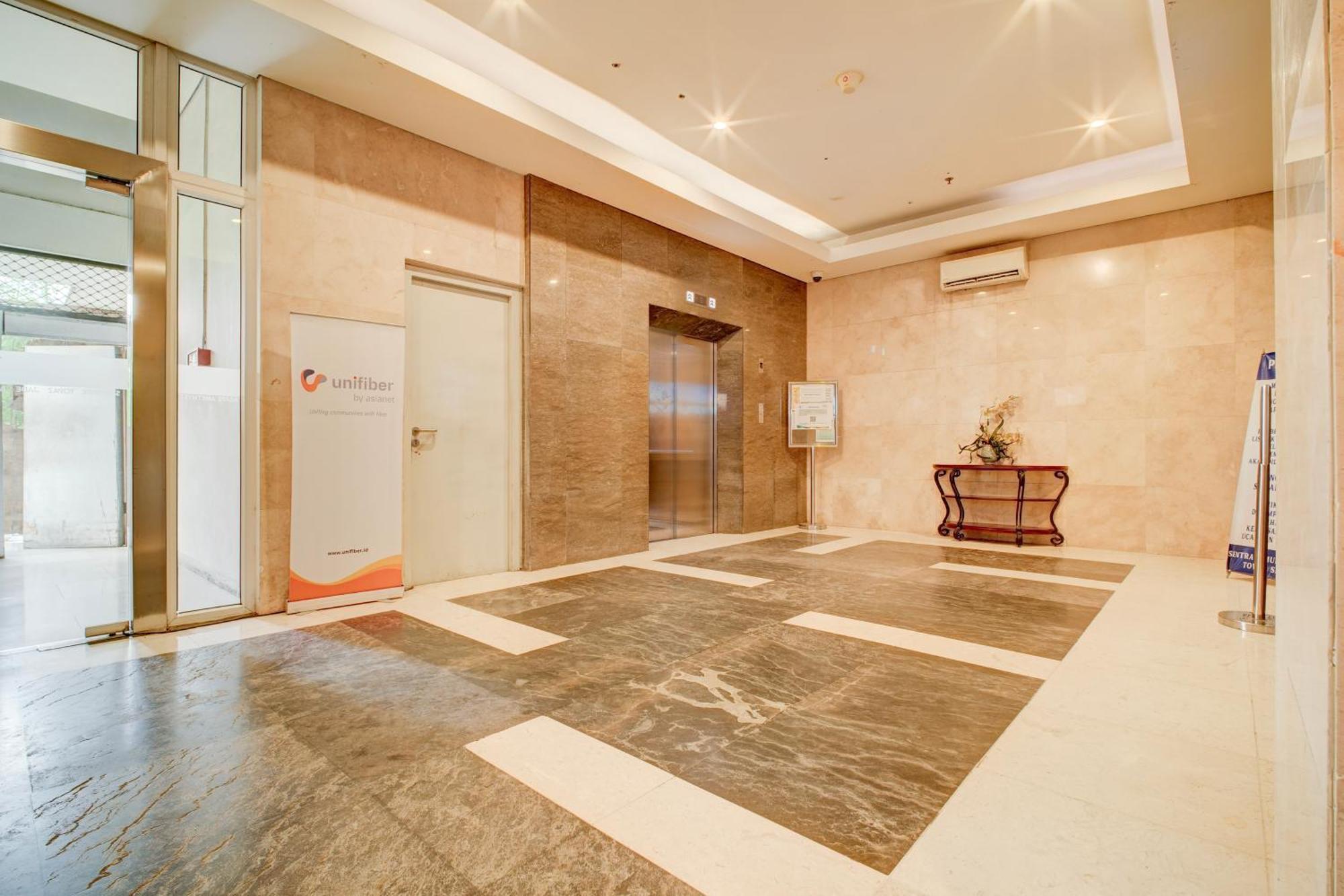 Collection O Near Terminal Pulo Gebang Formerly Sentra Timur - Tower Sapphire 3* Jakarta